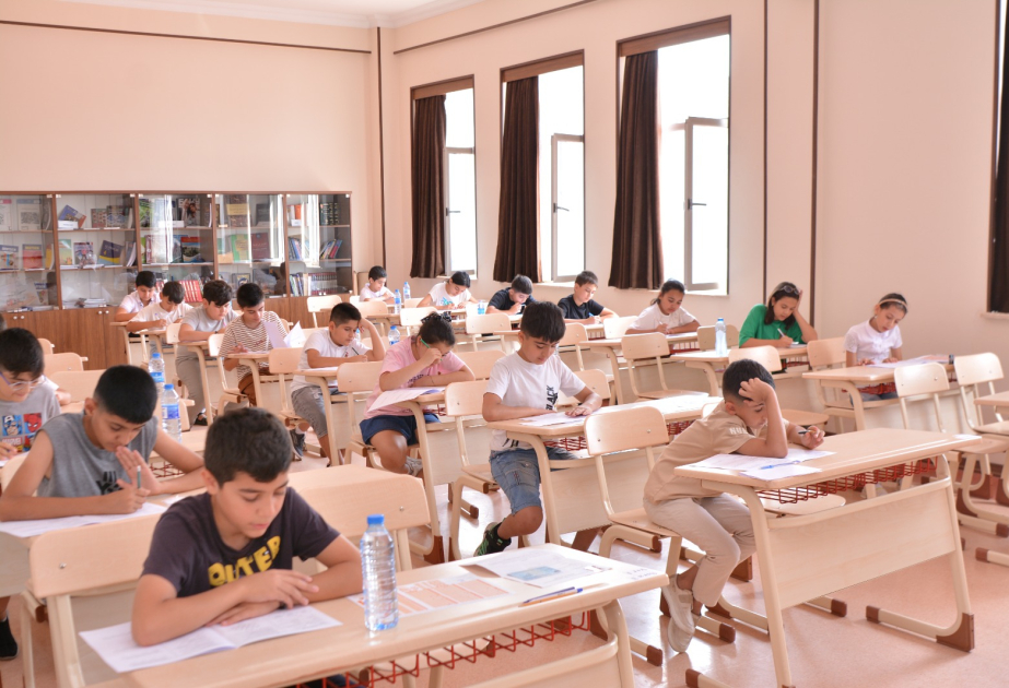 NDU-nun İngilis dili Təmayüllü Gimnaziyasına qəbul imtahanı keçirilib