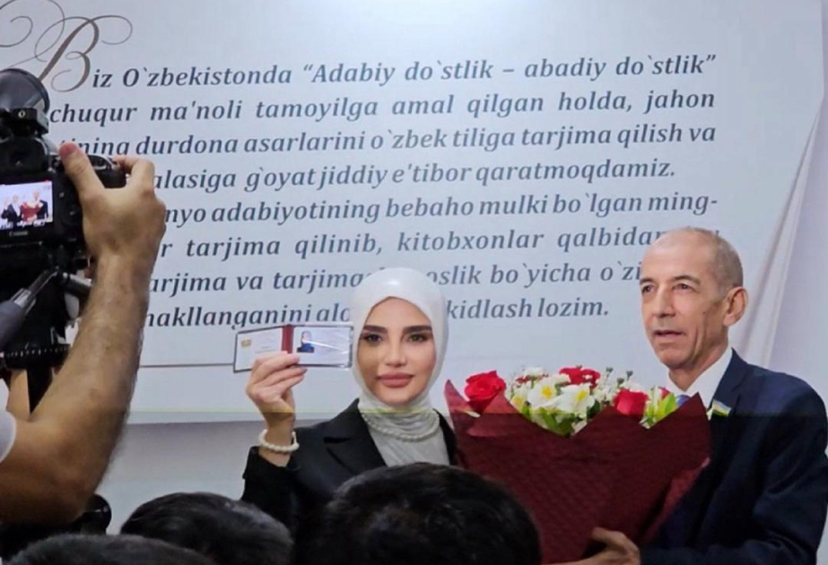 Azərbaycanlı şairə Özbəkistan Yazıçılar Birliyinin fəxri üzvü seçilib