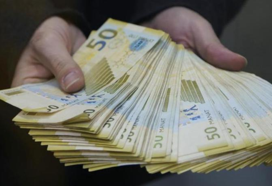 Fiziki şəxslərin müddətli əmanətləri iyulda ilk dəfə 8 milyard manatlıq həddi keçib