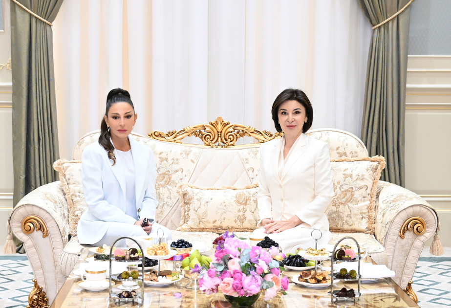 Les premières dames d’Azerbaïdjan et d’Ouzbékistan se rencontrent à Tachkent VIDEO