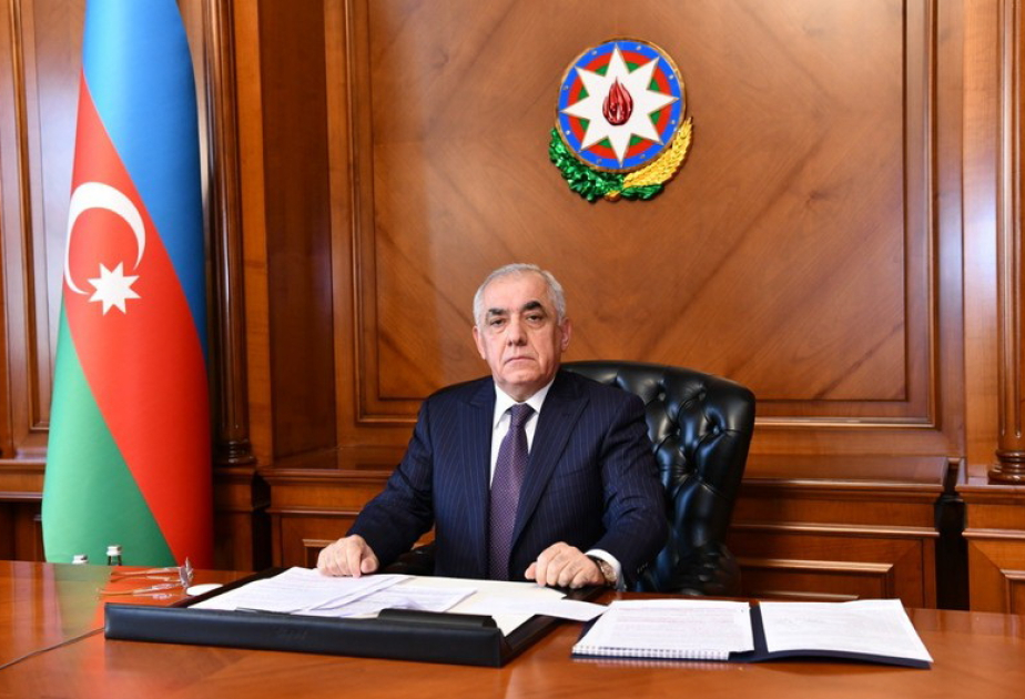 Baş nazir Əli Əsədov Ukraynanın Baş nazirini Müstəqillik Günü münasibətilə təbrik edib