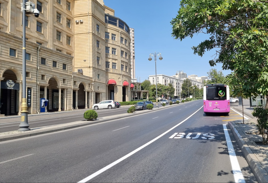 Tbilisi prospektində xüsusi hərəkət zolağı təşkil edilir