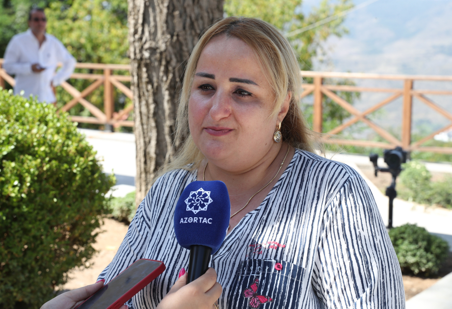 Laçın sakini: Birinci sinfə ilk dəfə qədəm qoyduğum məktəbə müəllim kimi qayıtdığım üçün xoşbəxtəm