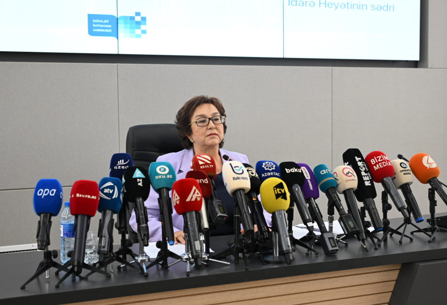 DİM rəhbəri: Hər il operatorluq, heykəltaraşlıq ixtisasları üzrə dövlət sifarişli yerlər boş qalır
