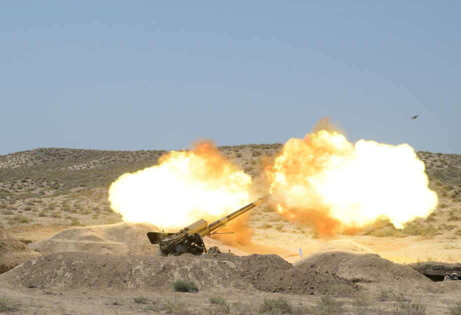 Artillery units conduct exemplary live-fire tactical exercise VIDEO