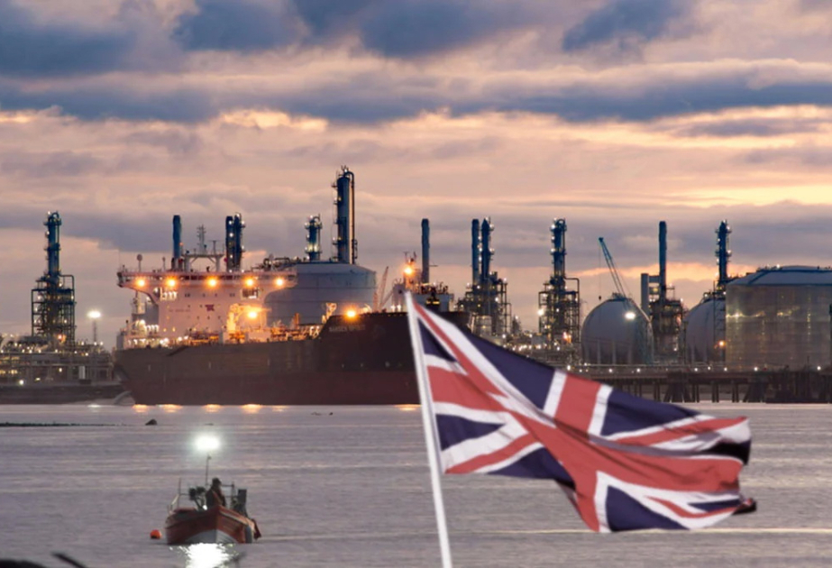 Britaniyada müəssisələr yüksək enerji qiymətləri ilə mübarizə aparır
