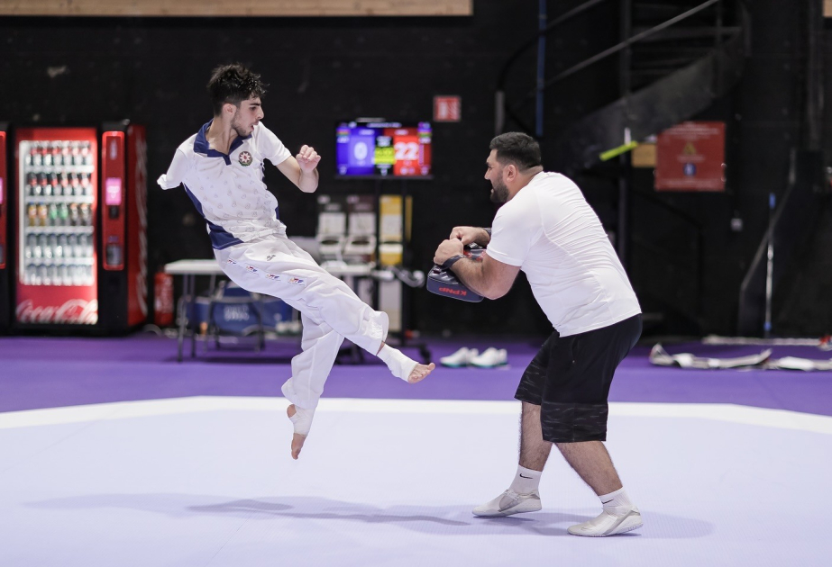 Para taekwondo : l’Azerbaïdjanais Sabir Zeynalov se hisse en demi-finale à Paris
