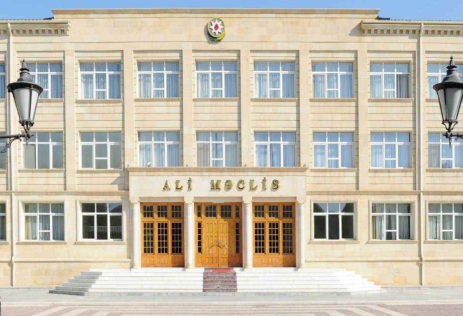 “Naxçıvan Avtomobil Nəqliyyatı Agentliyi” publik hüquqi şəxs yaradılıb