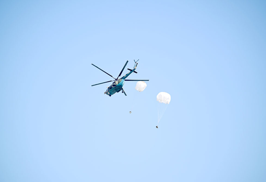 Azerbaijan’s Air Force units conduct airborne and practical parachute jump exercises