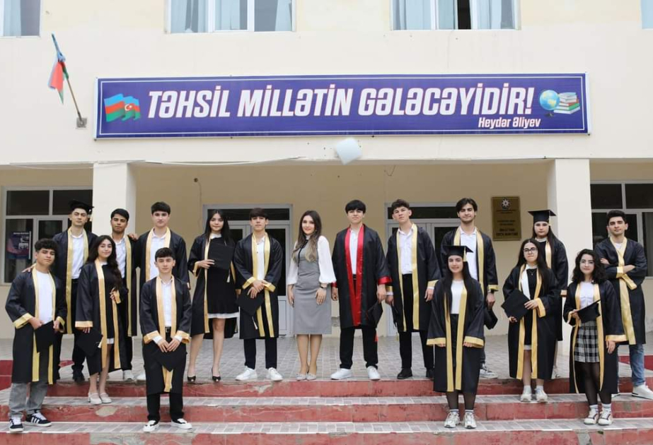 Şirvan-Salyan Regional Təhsil İdarəsi üzrə məktəblərdən iki sinfin bütün məzunları tələbə adını qazanıb