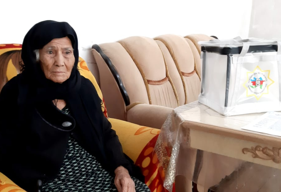 104 yaşlı Alya nənə səs verib VİDEO