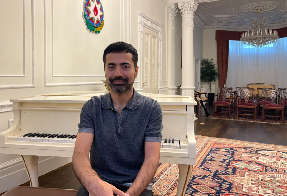 Londonda yaşayan Əməkdar artistimizin uğur hekayəsi VİDEO