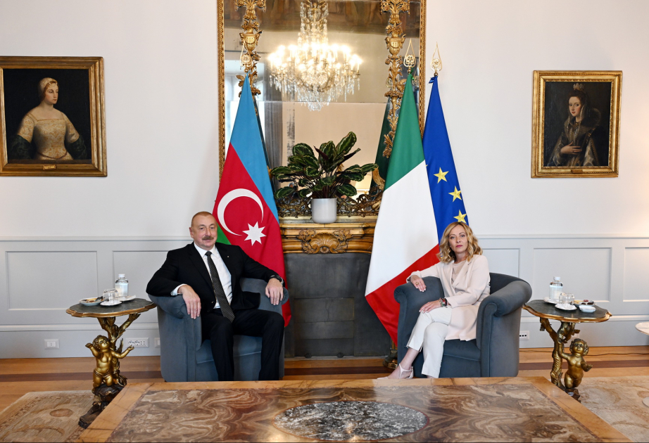 لقاء بين الرئيس الأذربيجاني إلهام علييف ورئيسة مجلس الوزراء الإيطالي جورجيو ميلوني في روما