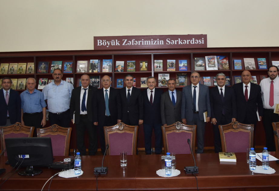 “Vətən müharibəsi tarixi. Şəxsiyyət faktoru” kitabının İspan dilində nəşrinin elmi müzakirəsinə həsr olunmuş dəyirmi masa təşkil edilib