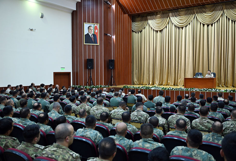 В Азербайджанской армии состоялись сборы по материально-техническому обеспечению