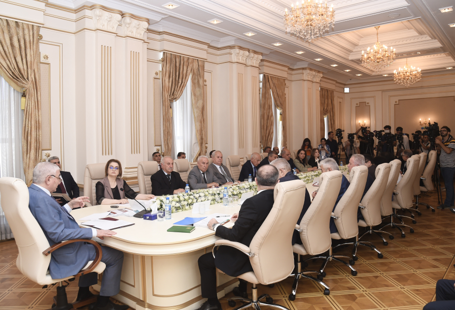 Azerbaijan’s Central Election Commission convenes for another meeting