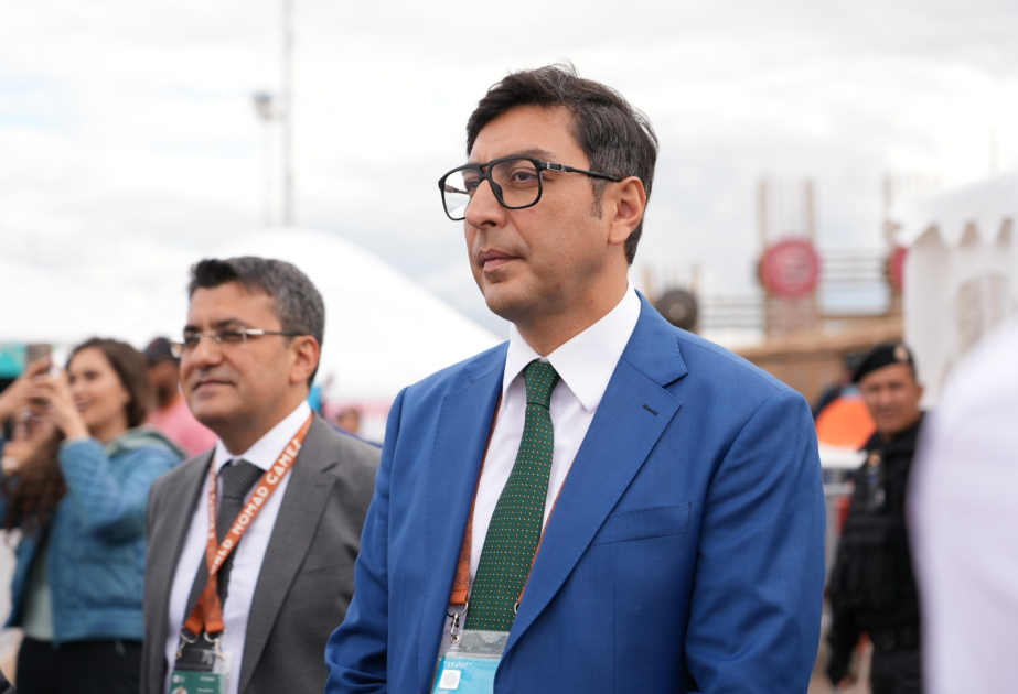 Azerbaijani delegation watches 5th World Nomad Games in Astana