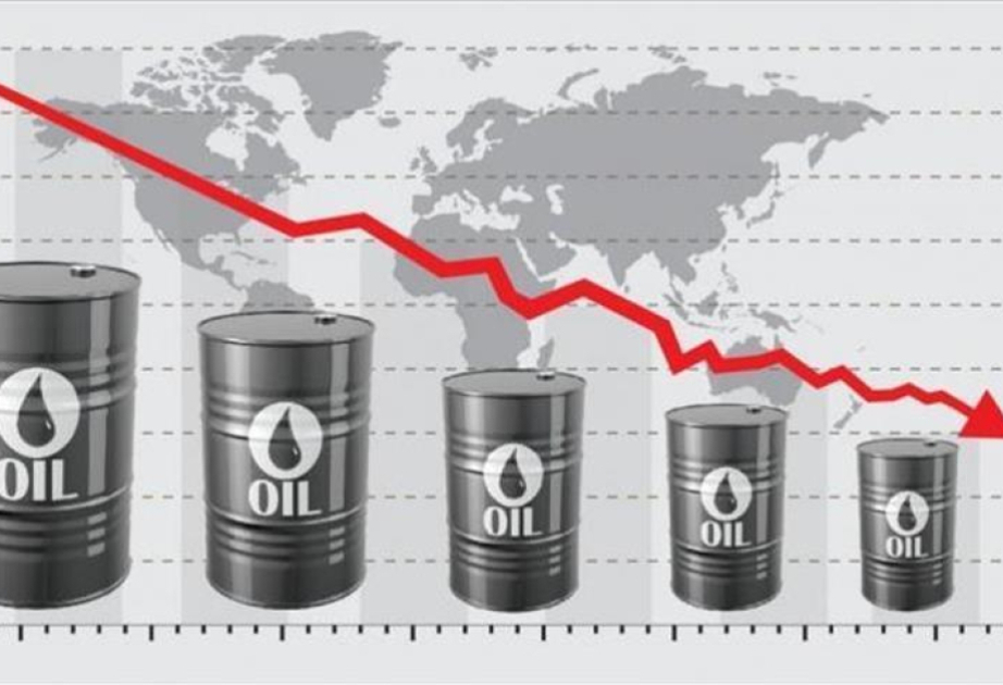 Азербайджанская нефть продолжает дешеветь