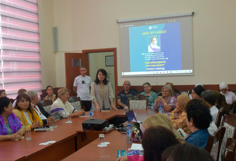 “Ən müqəddəs pay kəlağay” kitabının təqdimatı keçirilib