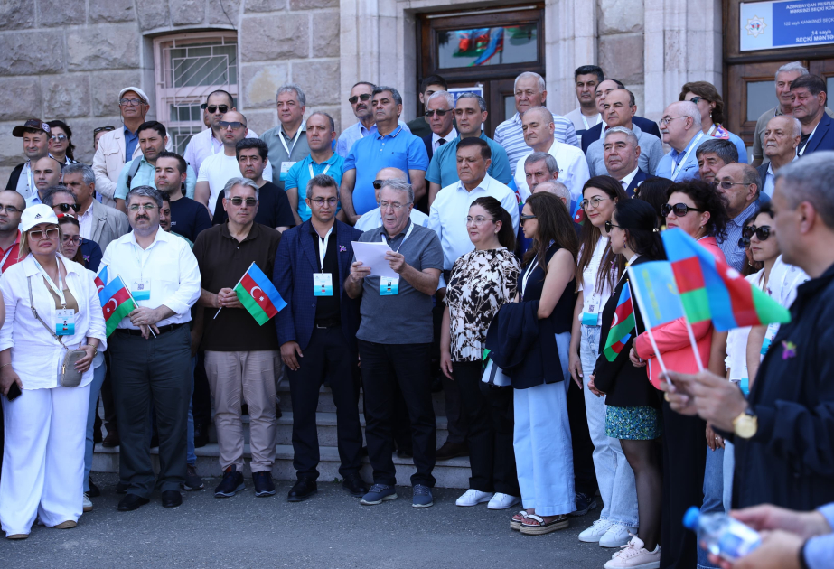 Los participantes del Foro de Científicos Azerbaiyanos residentes en el extranjero enviaron un llamamiento al Presidente de Azerbaiyán