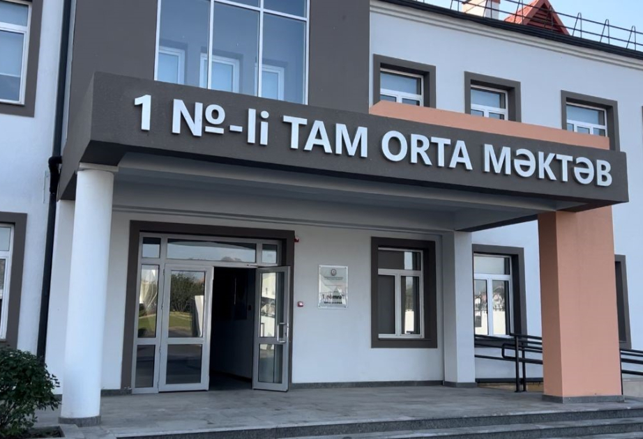 Xocalı şəhər 1 nömrəli tam orta məktəbə DİM-in müxtəlif nəşrləri təqdim edilib