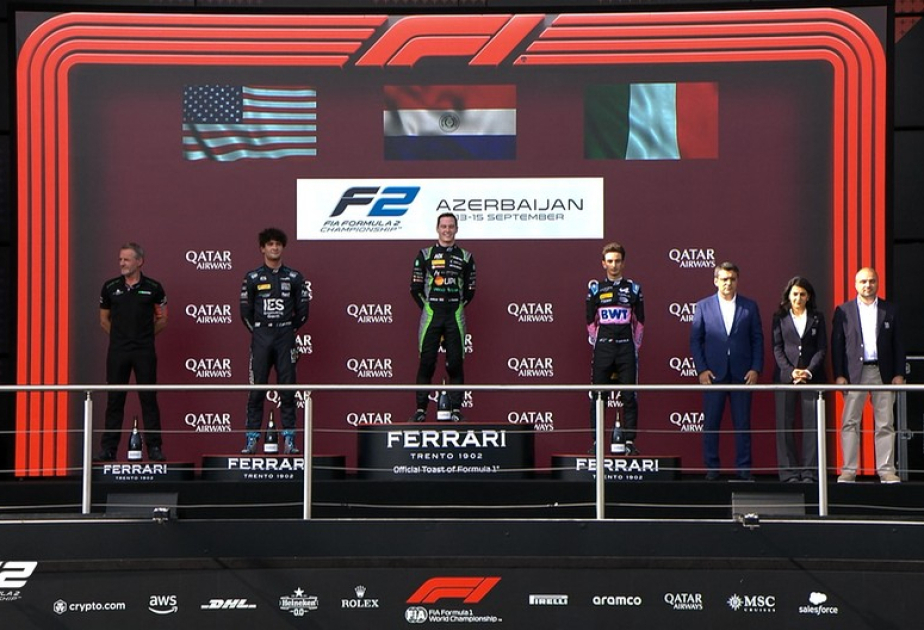 Fórmula 2: El ganador de la carrera al sprint fue premiado