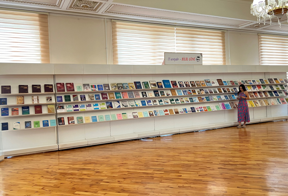 Milli Kitabxanada Bilik Gününə həsr olunmuş kitab sərgisi açılıb