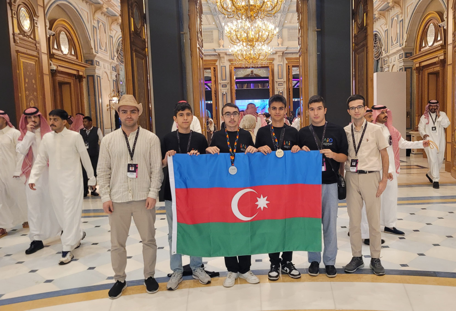 ®  Azerbaijan wins medals at the International Olympiads