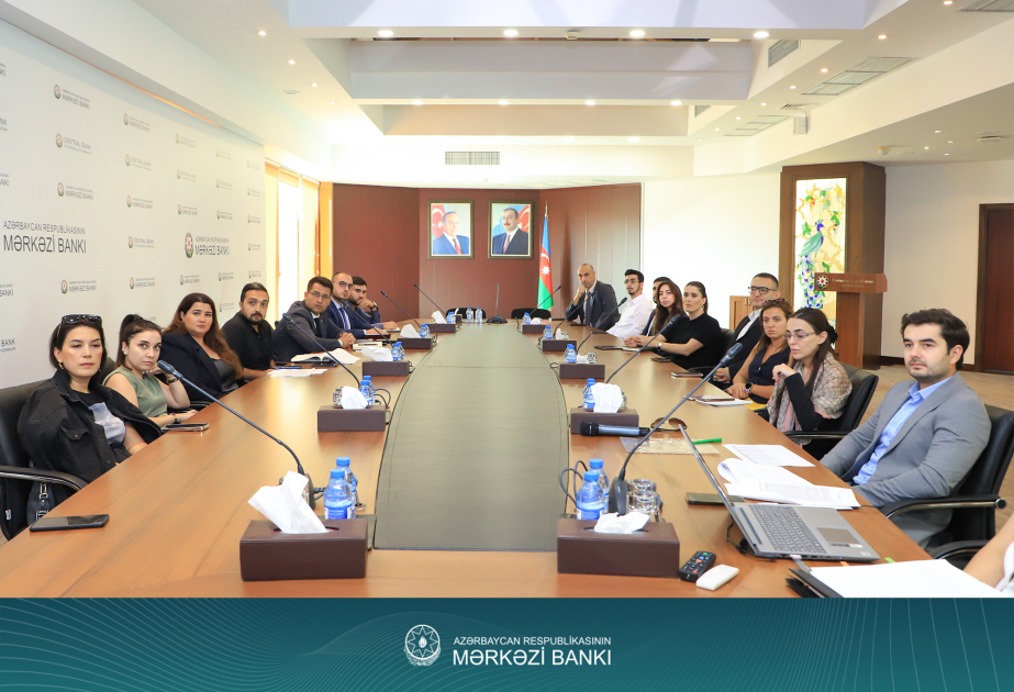 Mərkəzi Bankda investisiya şirkətlərinin nümayəndələri üçün təlim keçirilib