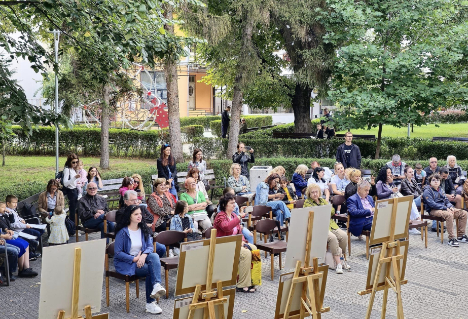 “Struma səhnələri” festivalında Azərbaycan uşaqlarının rəsmləri nümayiş olunub