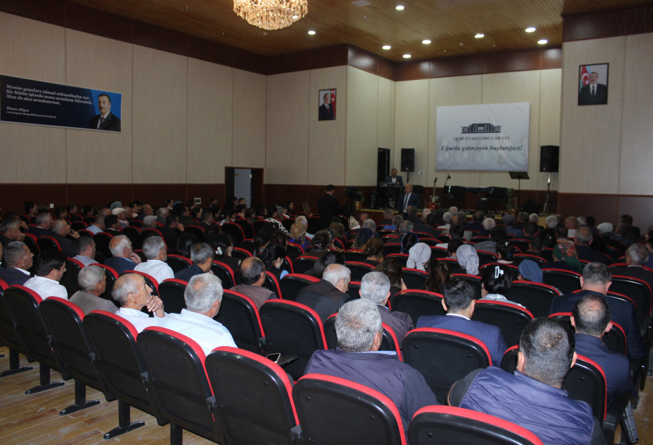 Tanınmış xanəndə Əvəzxan Xankişiyevin anadan olmasının 75 illiyi qeyd olunub