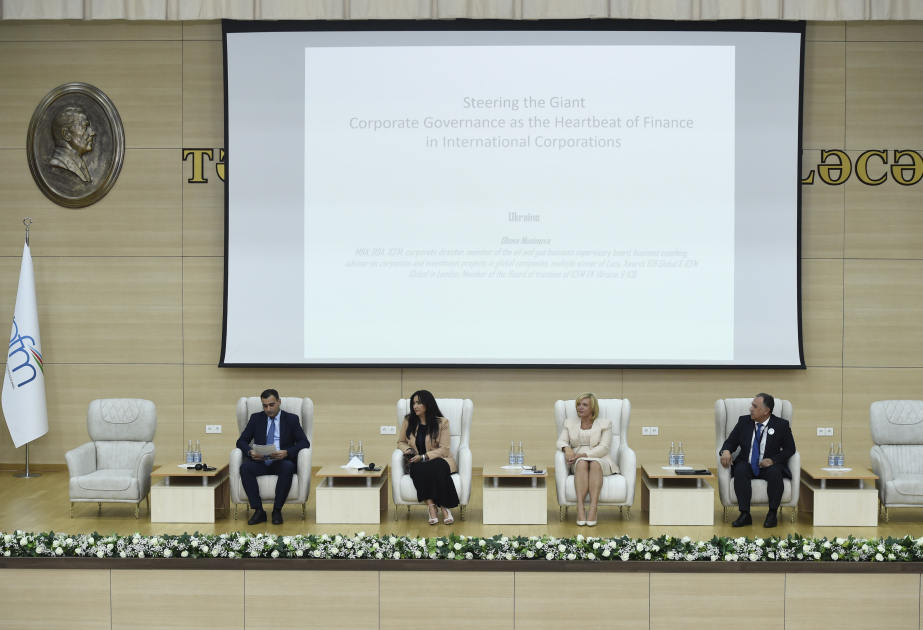 В Баку прошел VIII Евразийский форум бухгалтеров и аудиторов