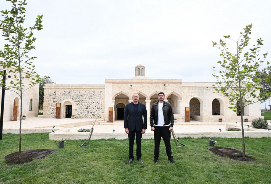 Ilham Aliyev asistió a la inauguración del Complejo Imarat en Aghdam tras su restauración