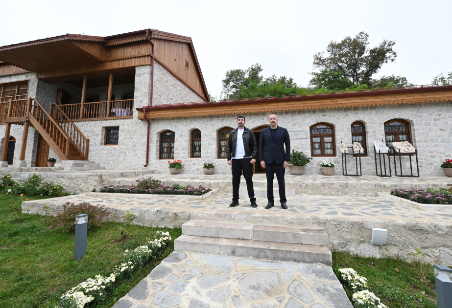 Prezident İlham Əliyev Şuşada Üzeyir Hacıbəylinin ev-muzeyinin bərpadan sonra açılışında iştirak edib YENİLƏNİB VİDEO