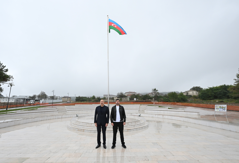 Inauguration de la Place du drapeau à Choucha VIDEO