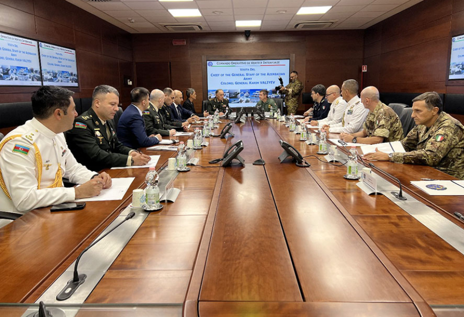 Chief of General Staff of Azerbaijan Army holds meeting with new Chief of Defense of Italy