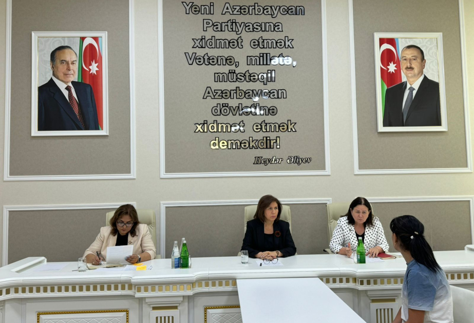 Dövlət Komitəsinin sədri Ağsuda vətəndaşların müraciətlərini dinləyib