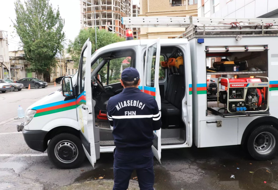 Bakıda intihara cəhd edən vətəndaş xilas olunub