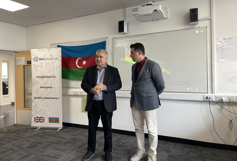 Ha comenzado un nuevo año académico en la escuela azerbaiyana de Londres