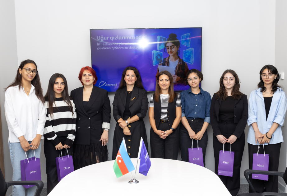 ®  Azercell congratulated top female IT students
