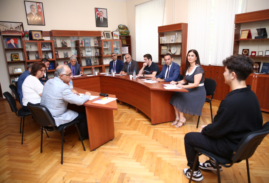 Pedaqoji Universitetdə təhsil almaq istəyən əcnəbilərin müsahibəsi keçirilib