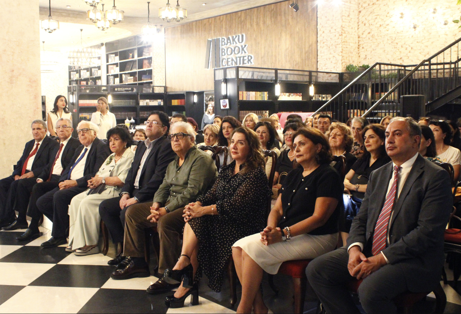 Bakı Kitab Mərkəzində görkəmli pianoçu Elmira Səfərovanın xatirəsi anılıb