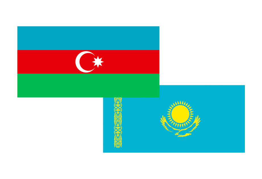 Le ministre kazakh de la Défense entame une visite en Azerbaïdjan