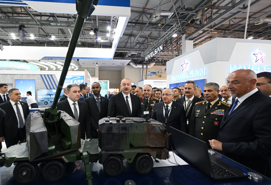 Präsident Ilham Aliyev besucht Messe „ADEX-2024“ und „Securex Caspian“ VIDEO