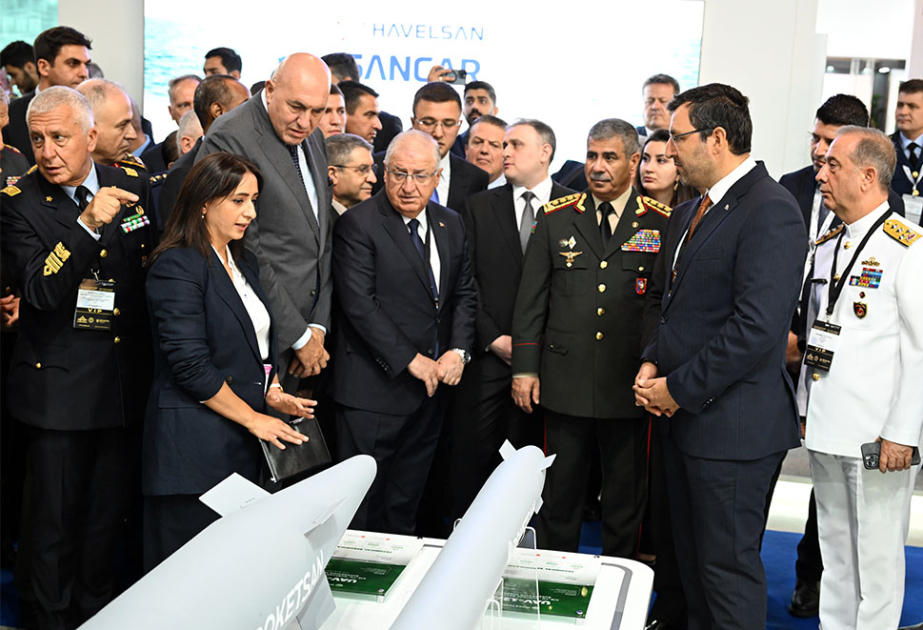 Azerbaijani Defense Ministry’s leadership attends opening ceremony of International Defense Exhibition ADEX
