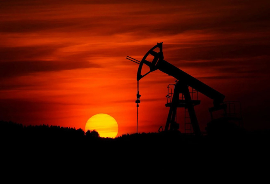 Azerbaijani oil price down in global markets