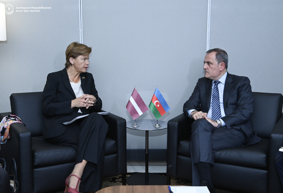 La Ministra de Asuntos Exteriores de Letonia fue informada de la agenda de paz entre Azerbaiyán y Armenia