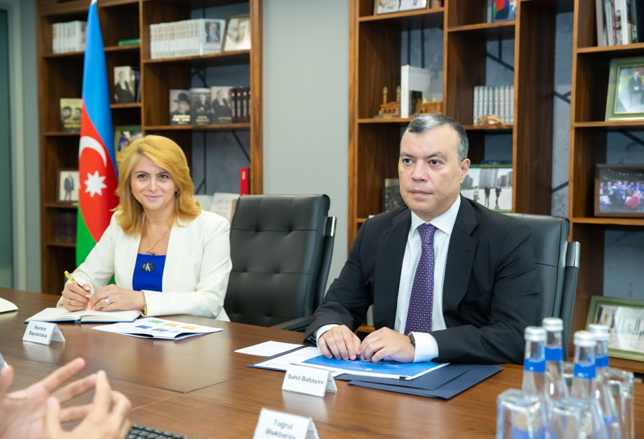Sahil Babayev üçüncü “Yüksəliş” müsabiqəsinin qalibləri ilə görüşüb