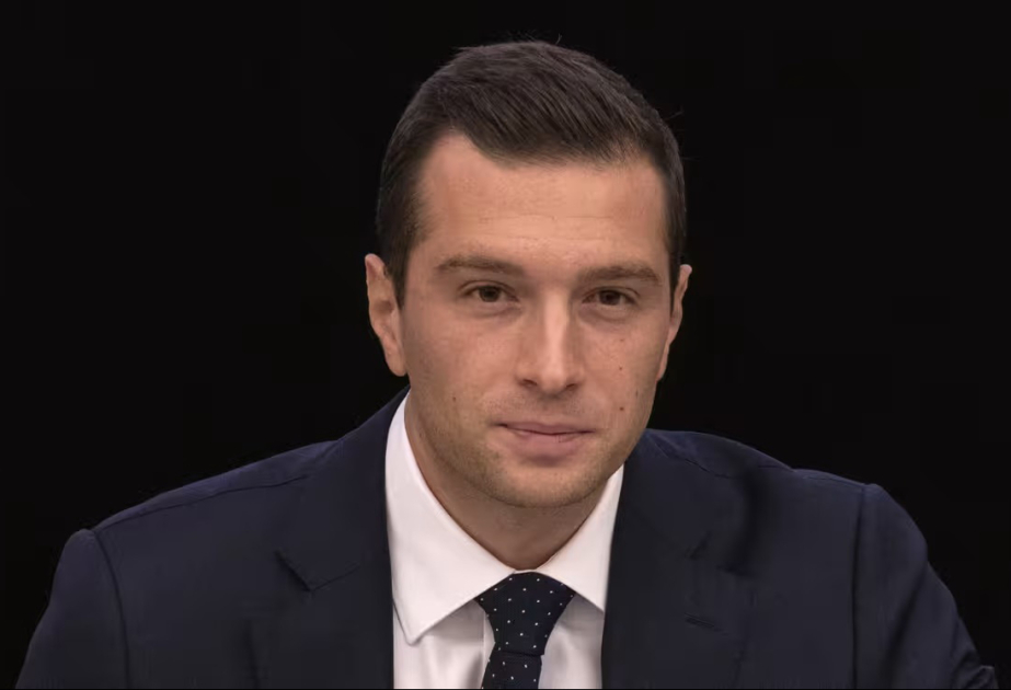 Fransada Milli Assambleyanın yenidən buraxılacağına dair çağırışlar səslənir