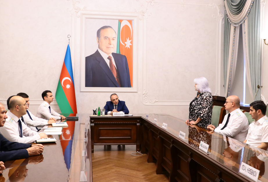 Şəhid olan prokurorluq əməkdaşlarının ailə üzvləri, prokurorluğun veteranları və Vətən müharibəsində iştirak edən prokurorluq işçiləri ilə görüş keçirilib